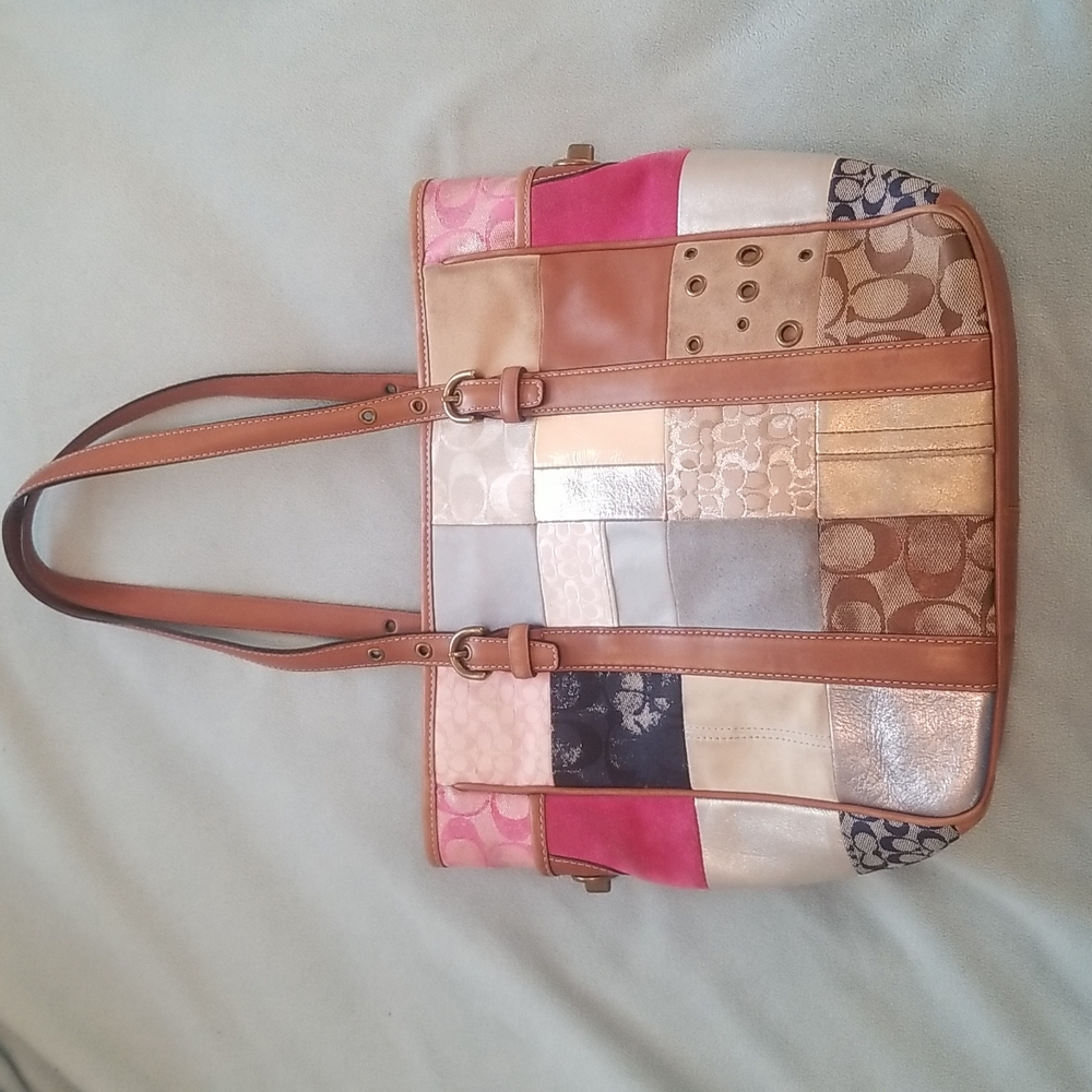 Coach Patchwork Tote Shoulder Bag 10001 - Picture 3 of 11